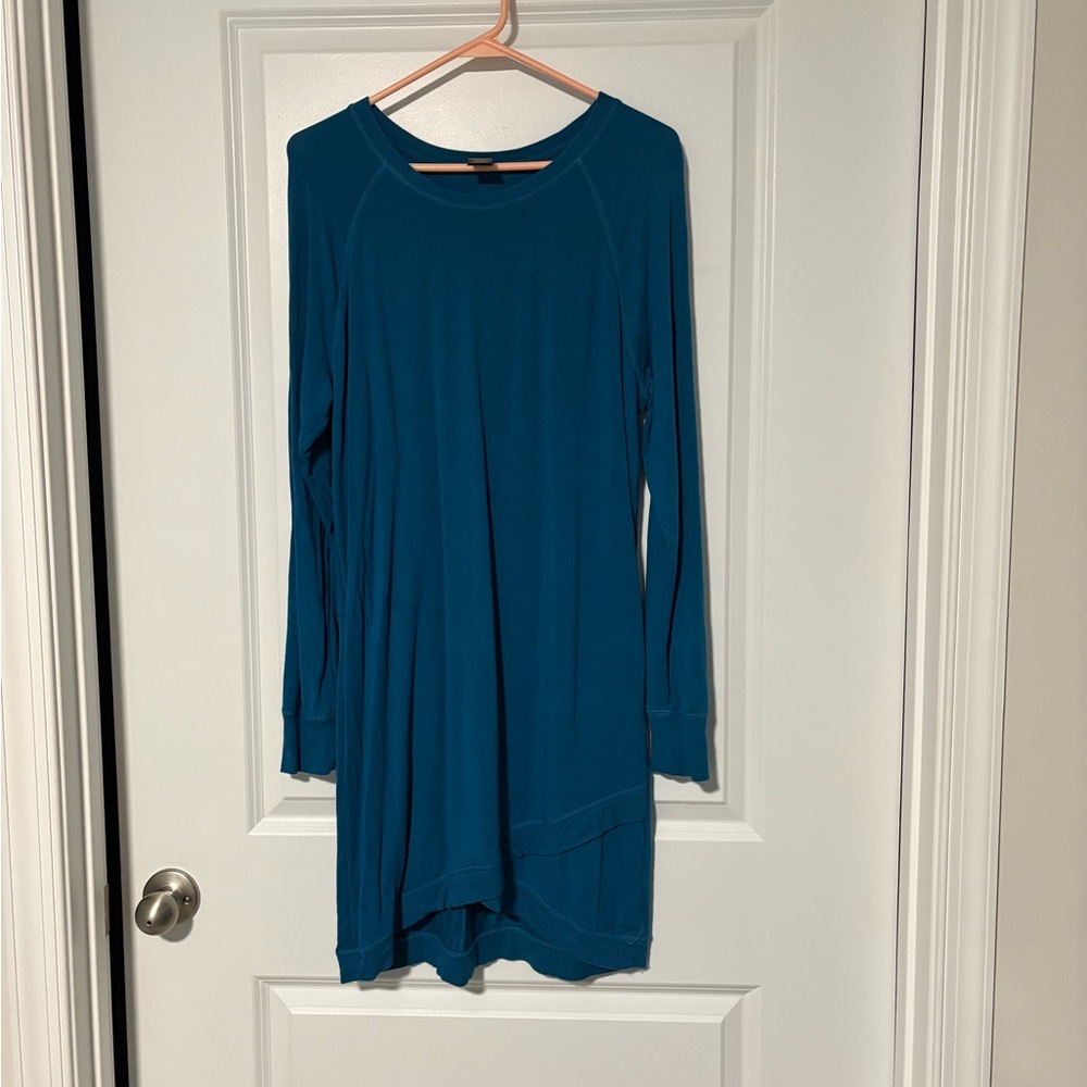 LG Active Life Teal Top